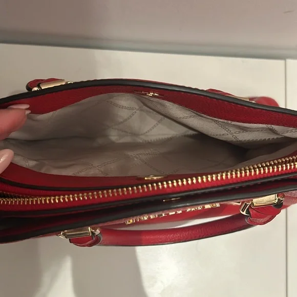 Red MK small tote - Picture 4 of 5